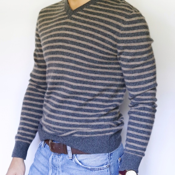 Banana Republic Other - Banana Republic cashmere v neck sweater